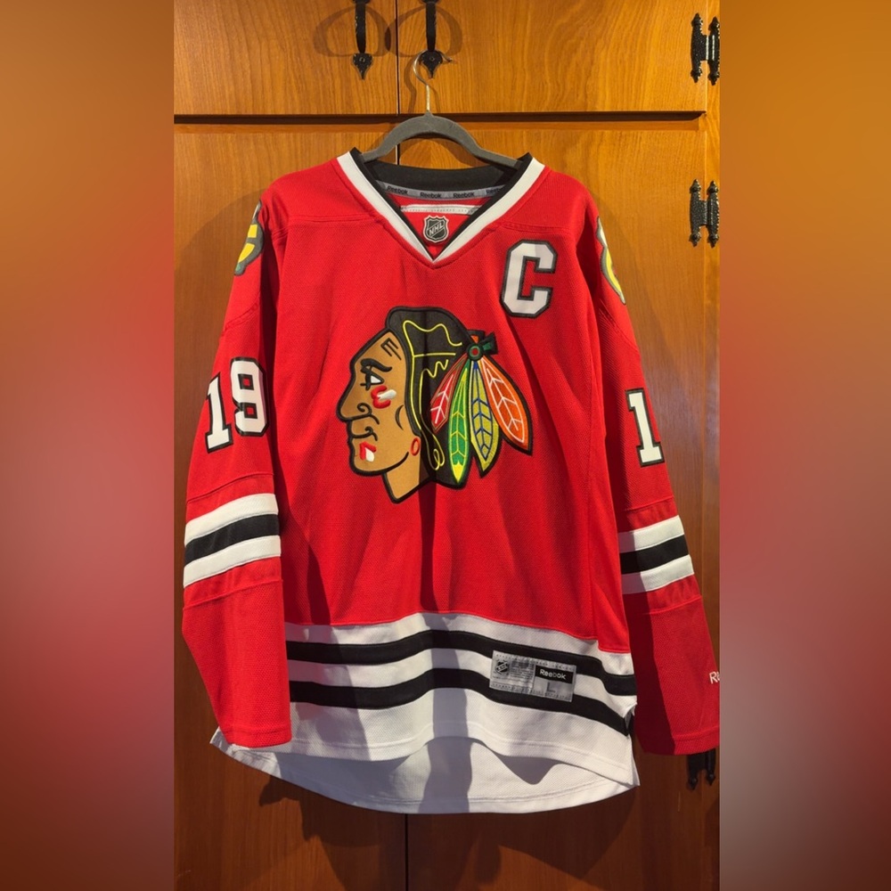 Reebok Chicago Blackhawks Hockey Jersey